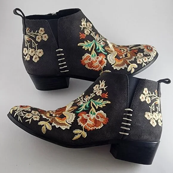 Johnny Was Women's Gray Floral Leather Embroidered Sammi West Boots 9 EUR 39
